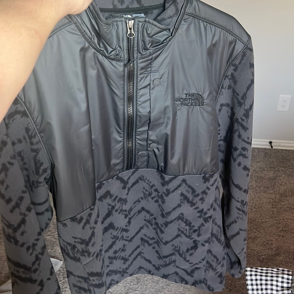 North face quarter zip